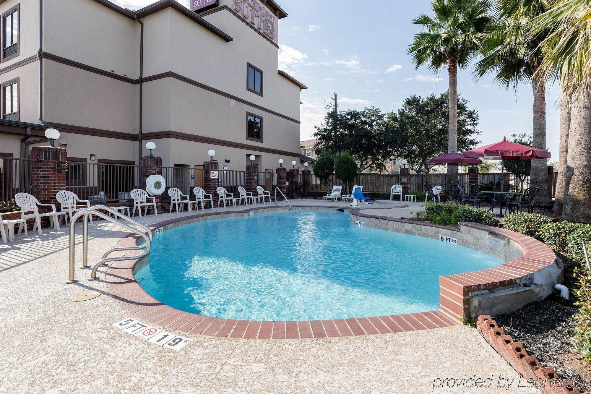 Comfort Suites Lake Jackson Clute Exterior foto