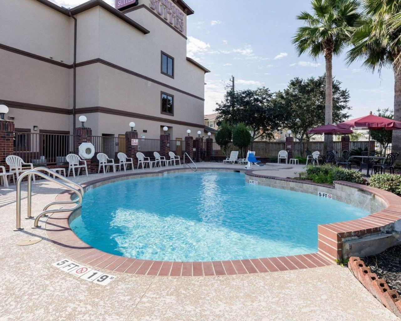 Comfort Suites Lake Jackson Clute Exterior foto